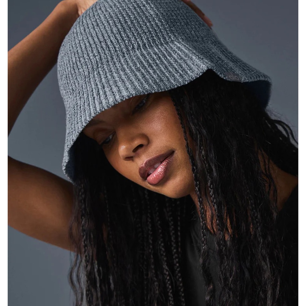 ALO Ribbed Knit Bucket Hat - Gray